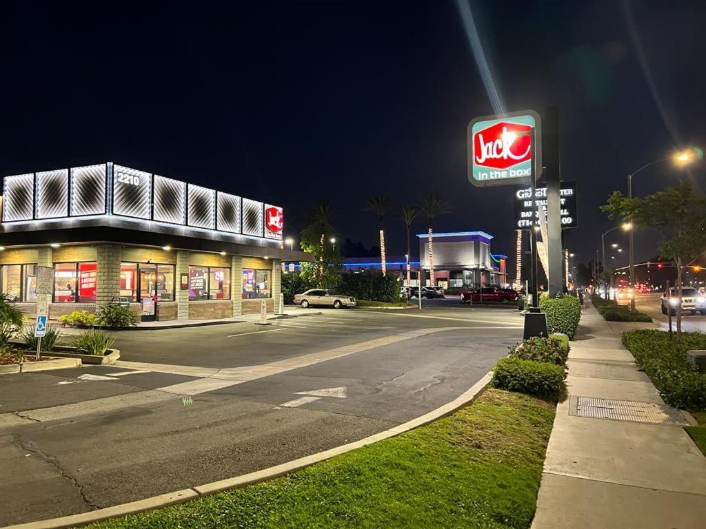 Bposhtels Anaheim Vandrarhem Exteriör bild
