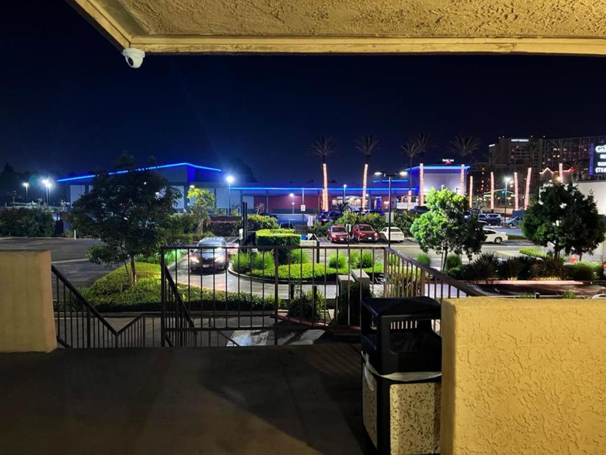 Bposhtels Anaheim Vandrarhem Exteriör bild